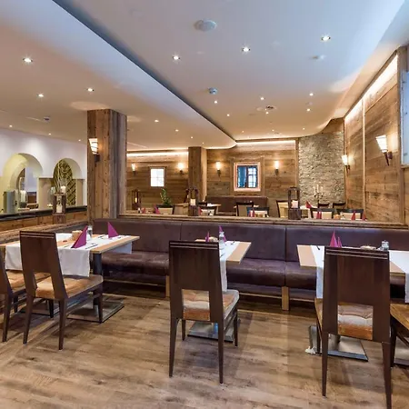 Scol Zillertal Hotel Fügen