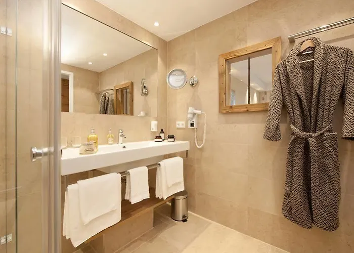 Otel Scol Zillertal Fügen