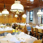 Scol Zillertal 酒店 菲根